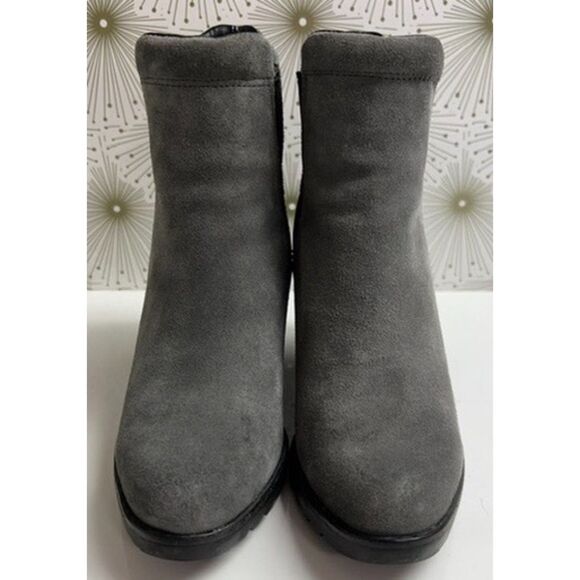 Sorel Quarry Gray Leather After Hours Chelsea wedge boot. Size 8. - Picture 2 of 8